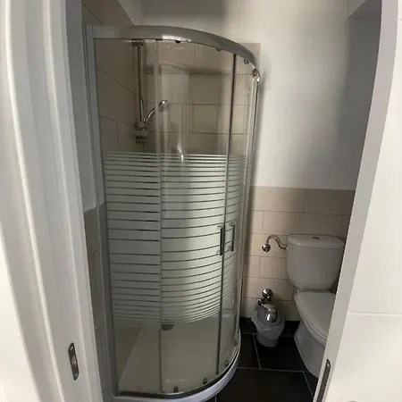 Casa Uma Pensión 3*